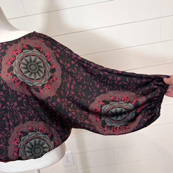 MSSP Black Burgundy and Gray Satin Blouse Size M - Picture 3 of 9